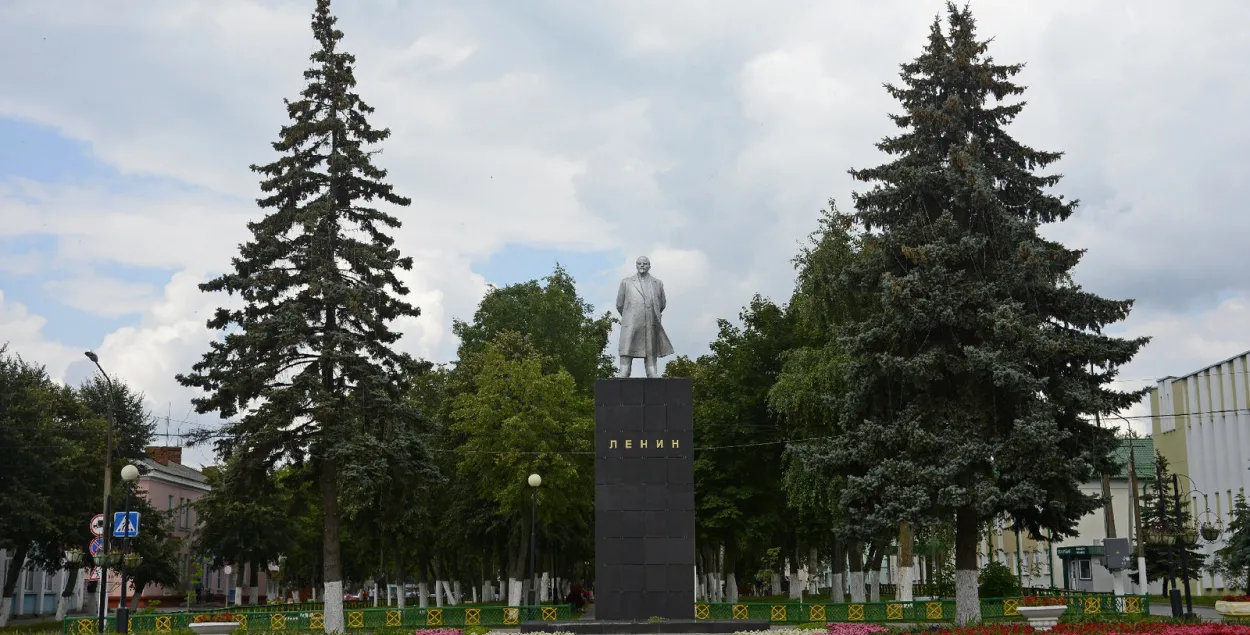 Памятник Ленину в Добруше / фото из социальных сетей