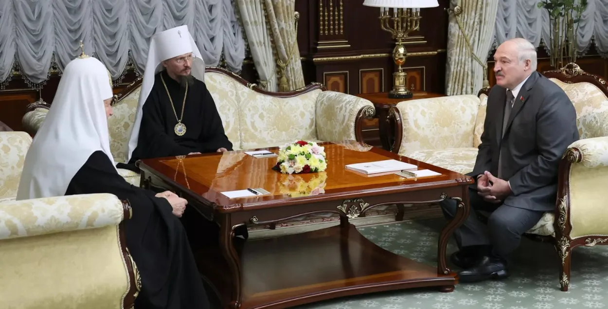 Оккупация под видом православия: зачем патриарх Кирилл приехал в Беларусь