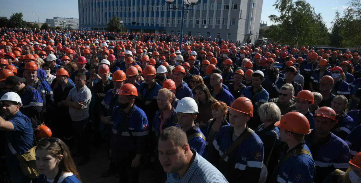 Рабочыя прадпрыемстваў Беларусі далучаюцца да пратэстаў