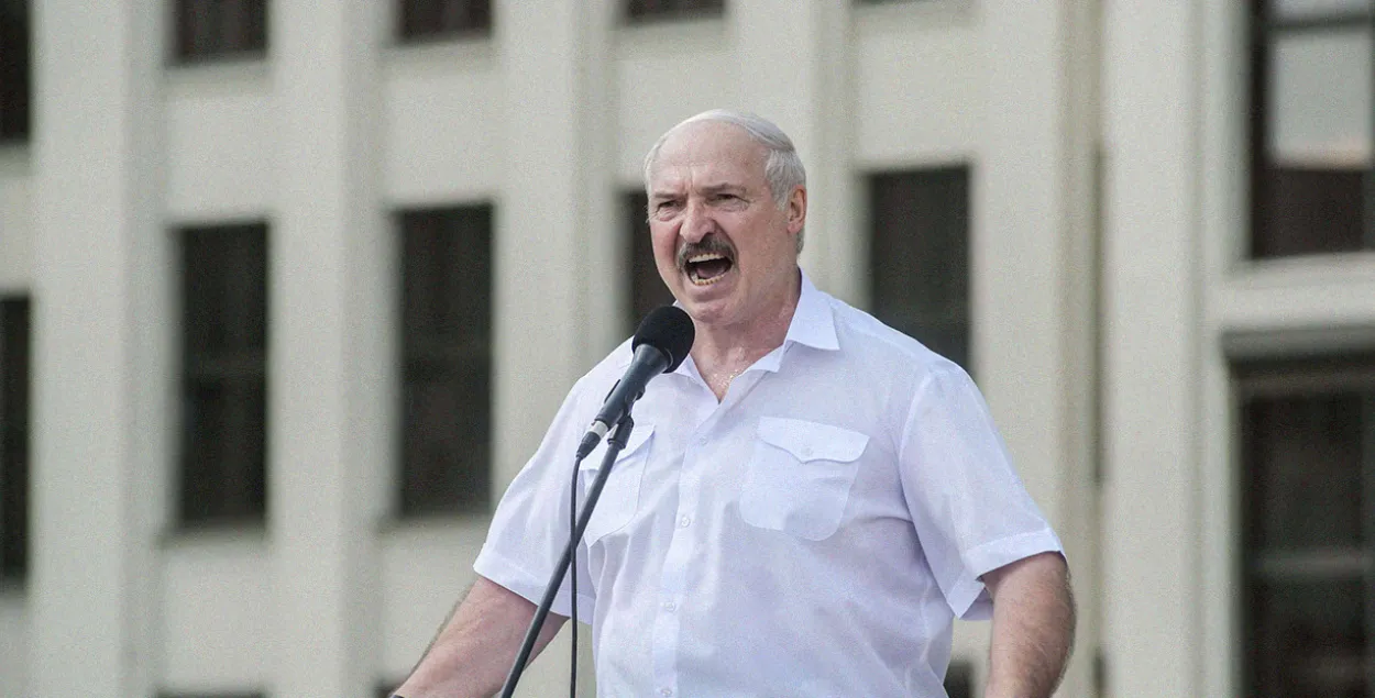Тайные сценарии vs коллективный силовик: план демсил на "после Лукашенко"