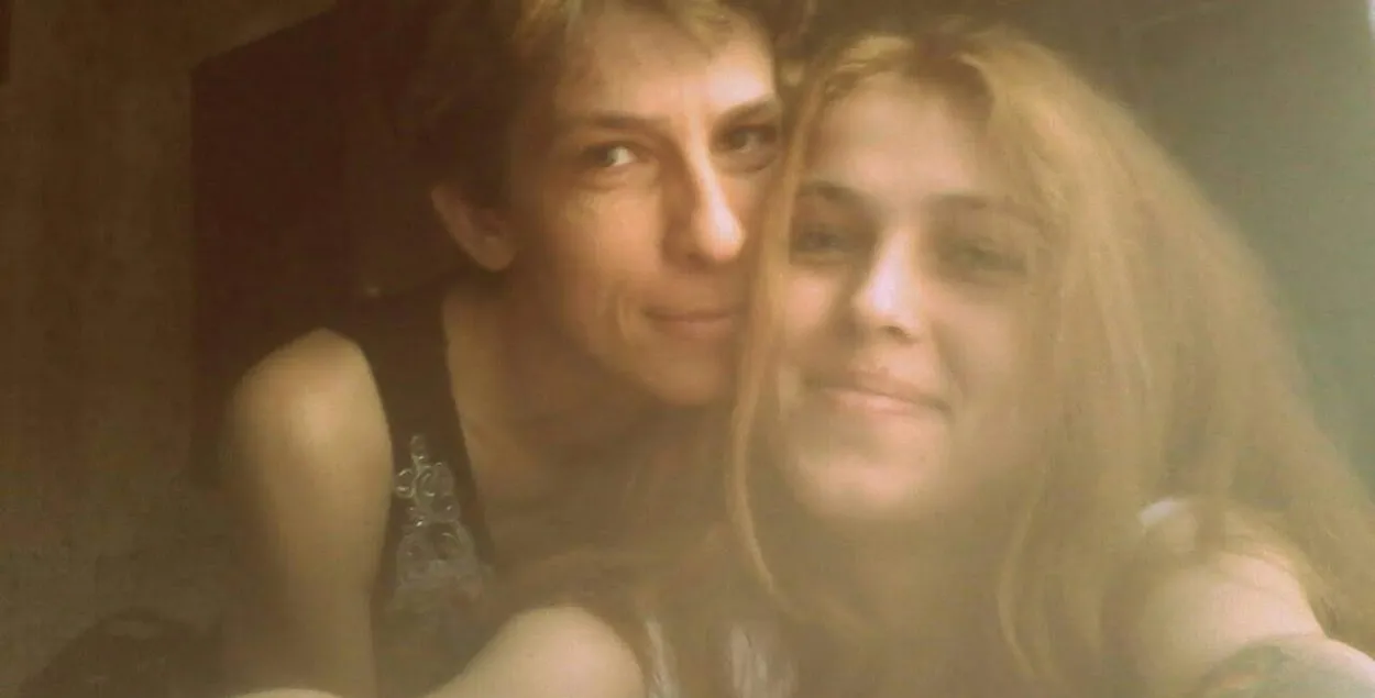 Наталья (слева) и Ирина Антонюк. Тут и далее фото из личного архива Натальи Антонюк.