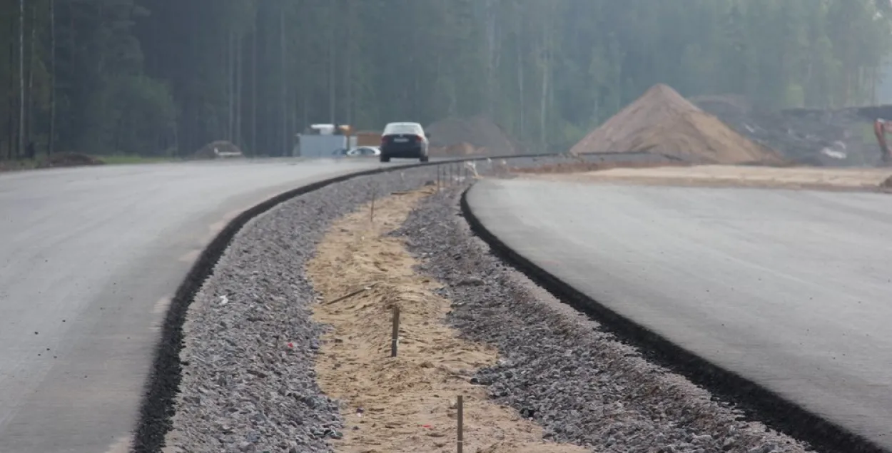 Белорусских трудовых мигрантов могут привлечь к строительству важной дороги