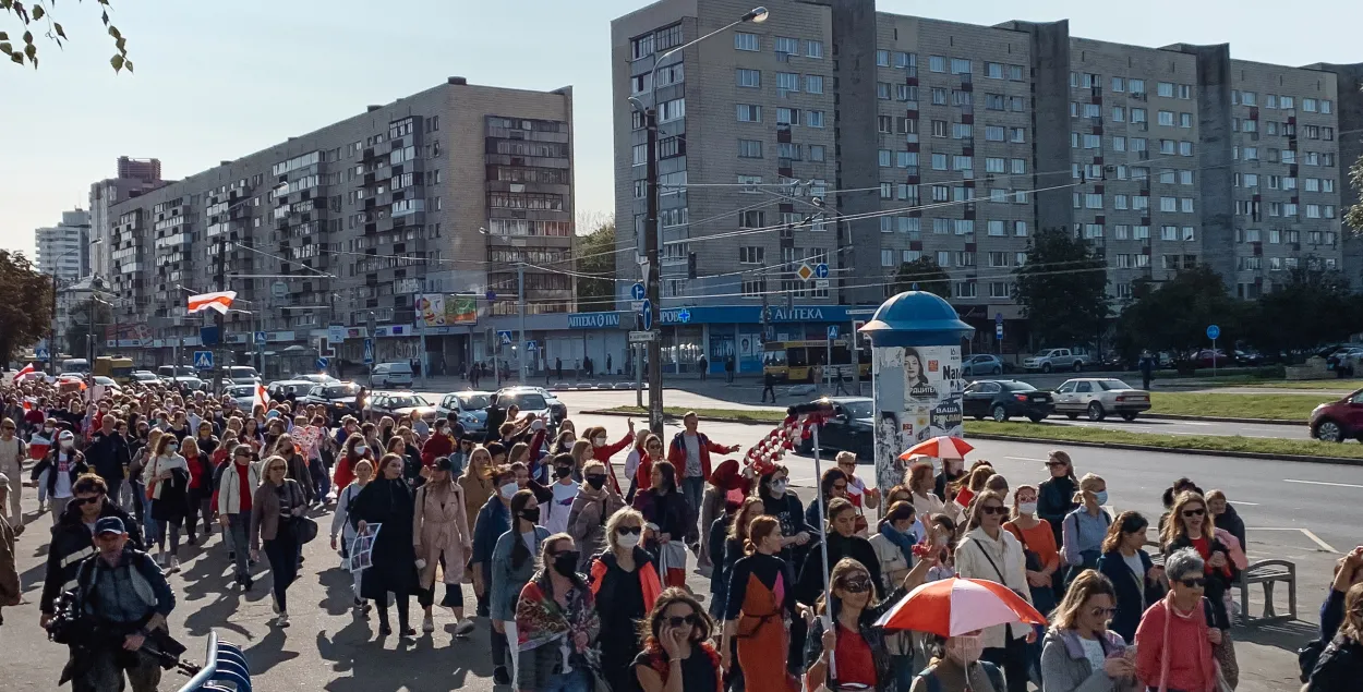 "Весна": во время "Женского марша" в Минске задержали 390 человек
