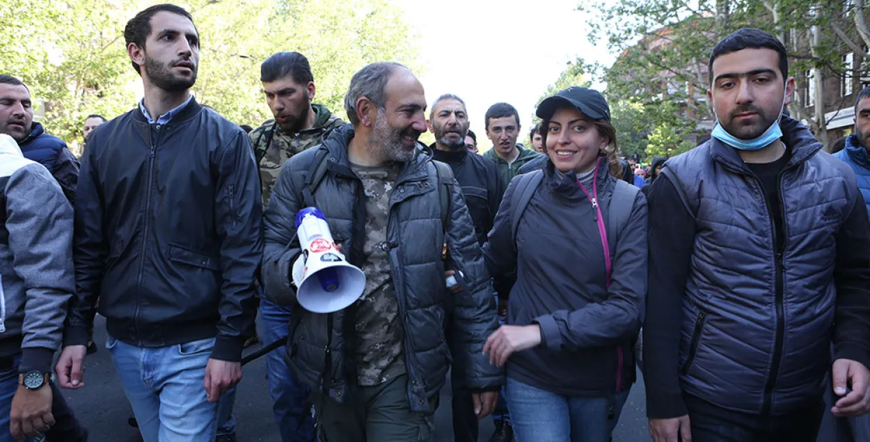 Почему парламент Армении проголосовал против Пашиняна