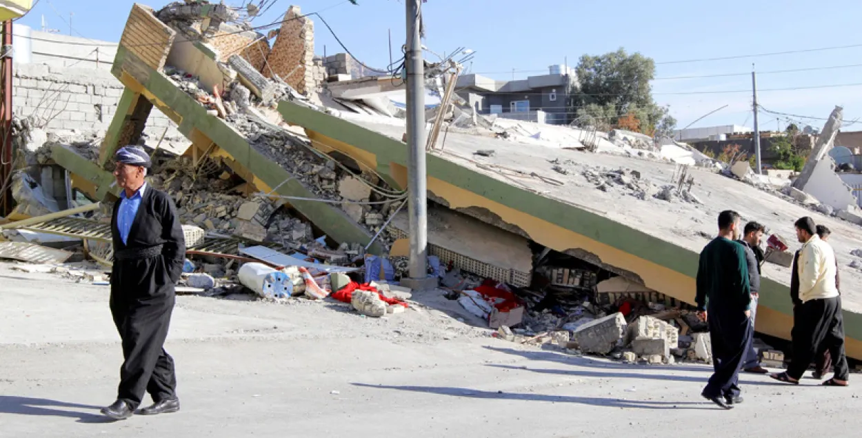 У Іране абвясцілі ўсенародную жалобу па ахвярах землятрусу