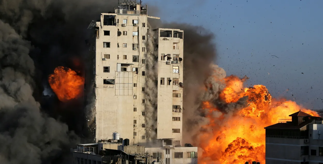 Пасля атакі ізраільскіх вайскоўцаў па адным з аб&#39;ектаў у Газе​ / Reuters