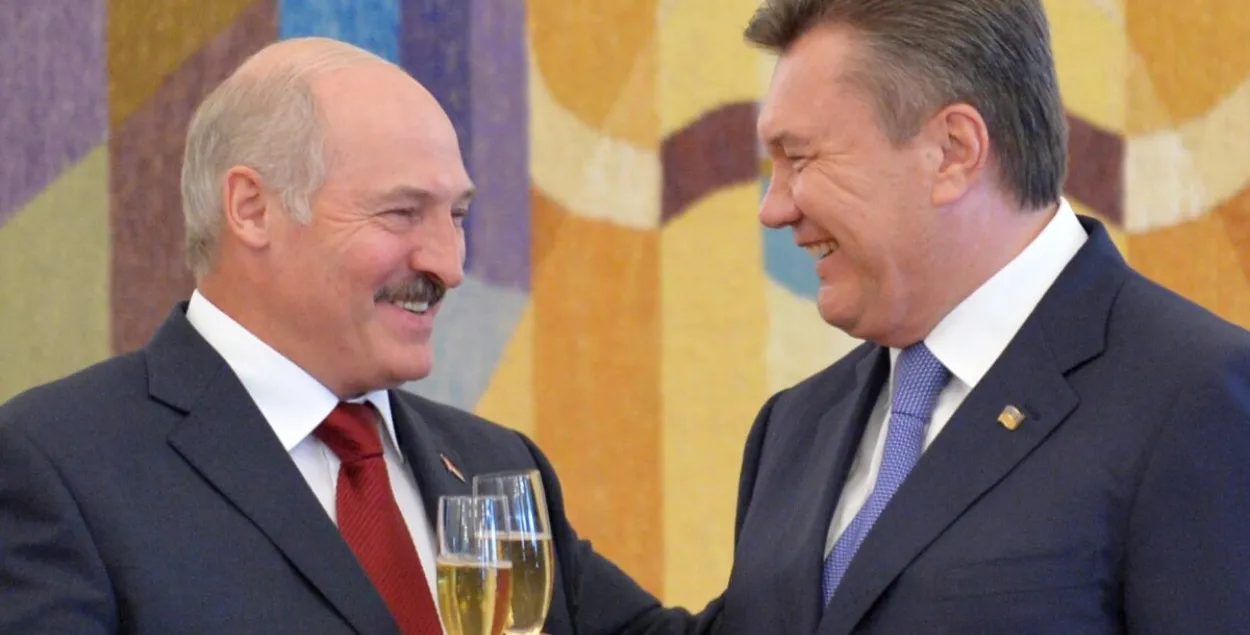 СМІ: Януковіч у сакавіку прыбыў у Беларусь, каб пасля захопу ўзначаліць Украіну