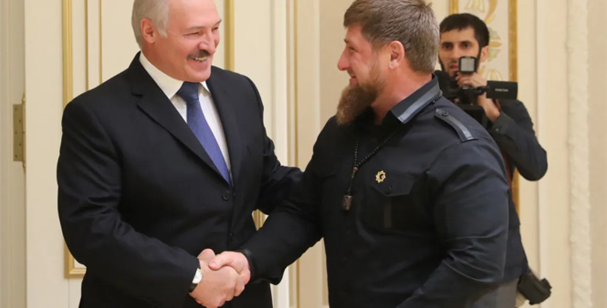 Аляксандр Лукашэнка ўзнагародзіў Рамзана Кадырава ордэнам Дружбы народаў