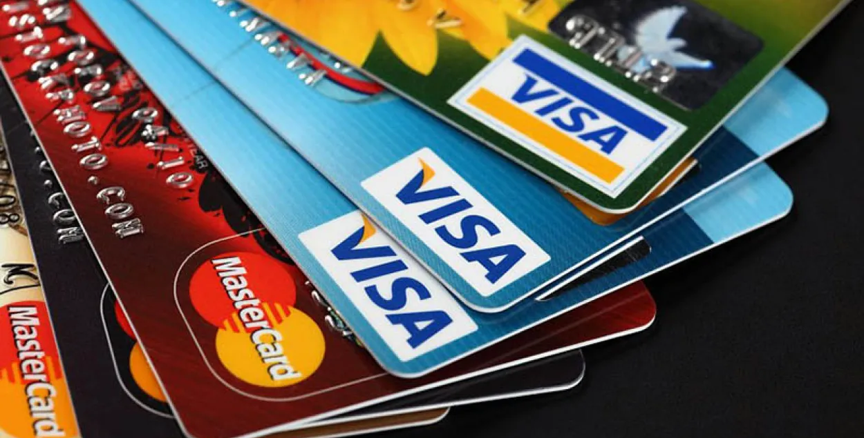 Беларусбанк вводит ограничения для карт Visa, Mastercard и Maestro за границей