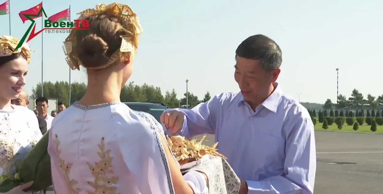 Министр обороны Китая прибыл в Беларусь / кадр из видео