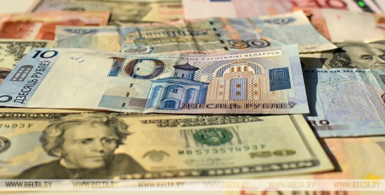 21 сакавіка ў Беларусі знізіўся толькі курс долара