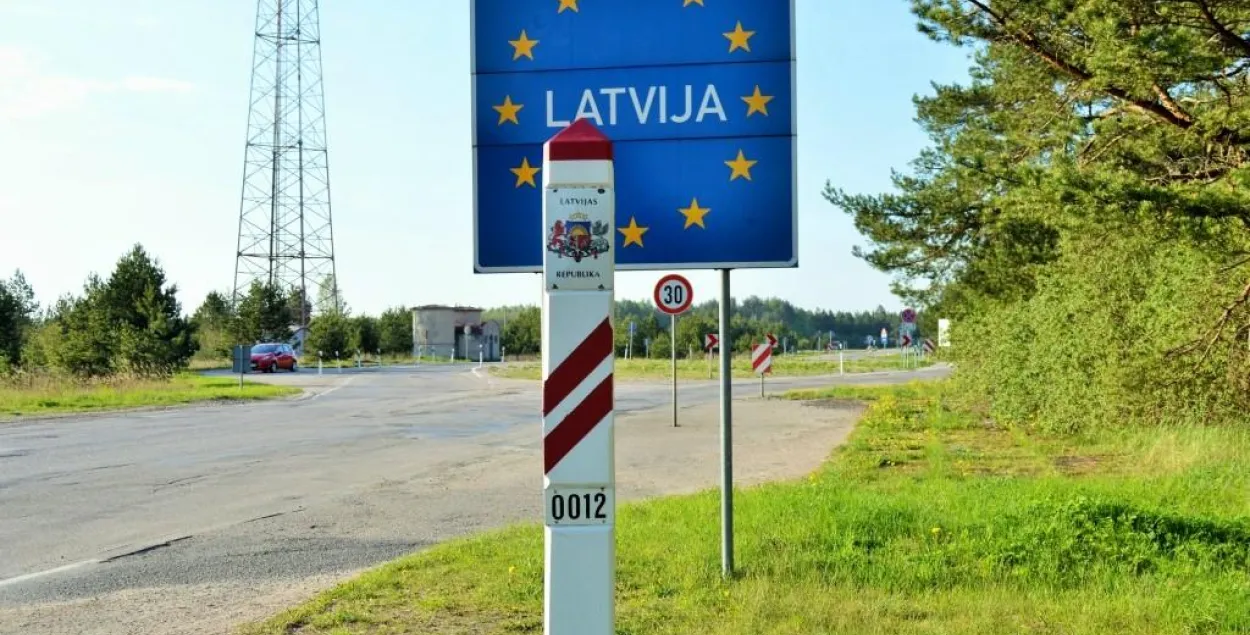 При въезде в Латвию из Беларуси тест на COVID-19 будут делать прямо на границе