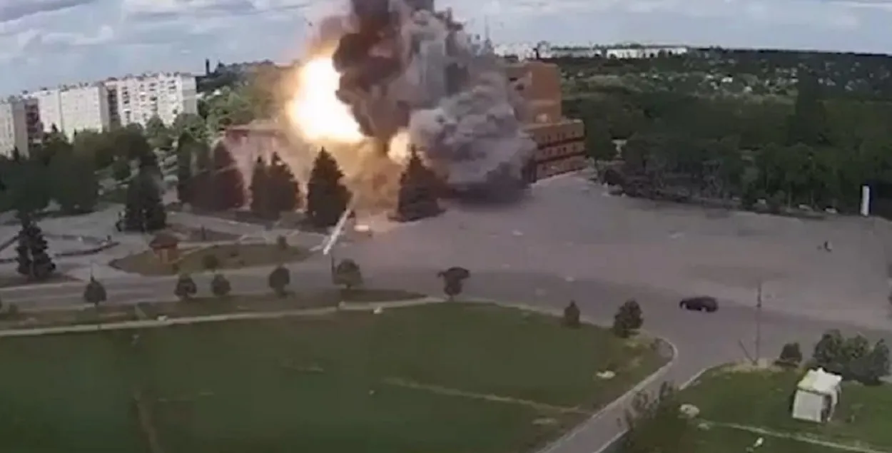 Ракетный удар по Лозовой / Скриншот из видео​
