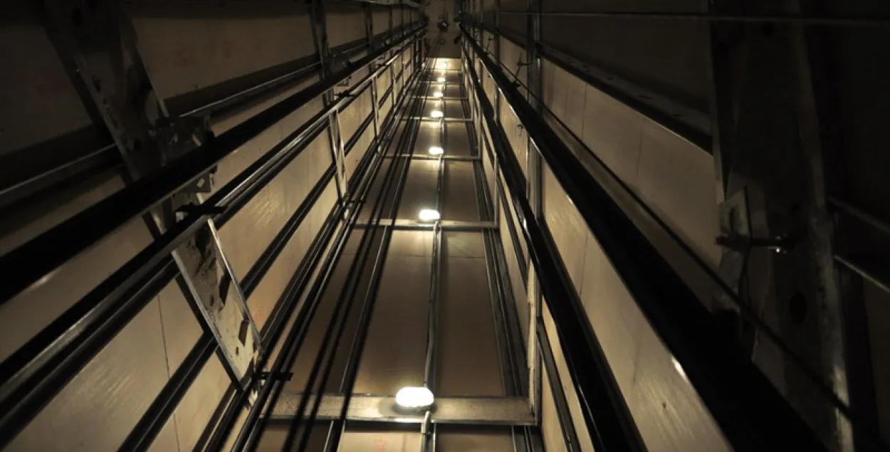 У Маскве пры падзенні ліфта з 19-га паверху загінулі пяць чалавек