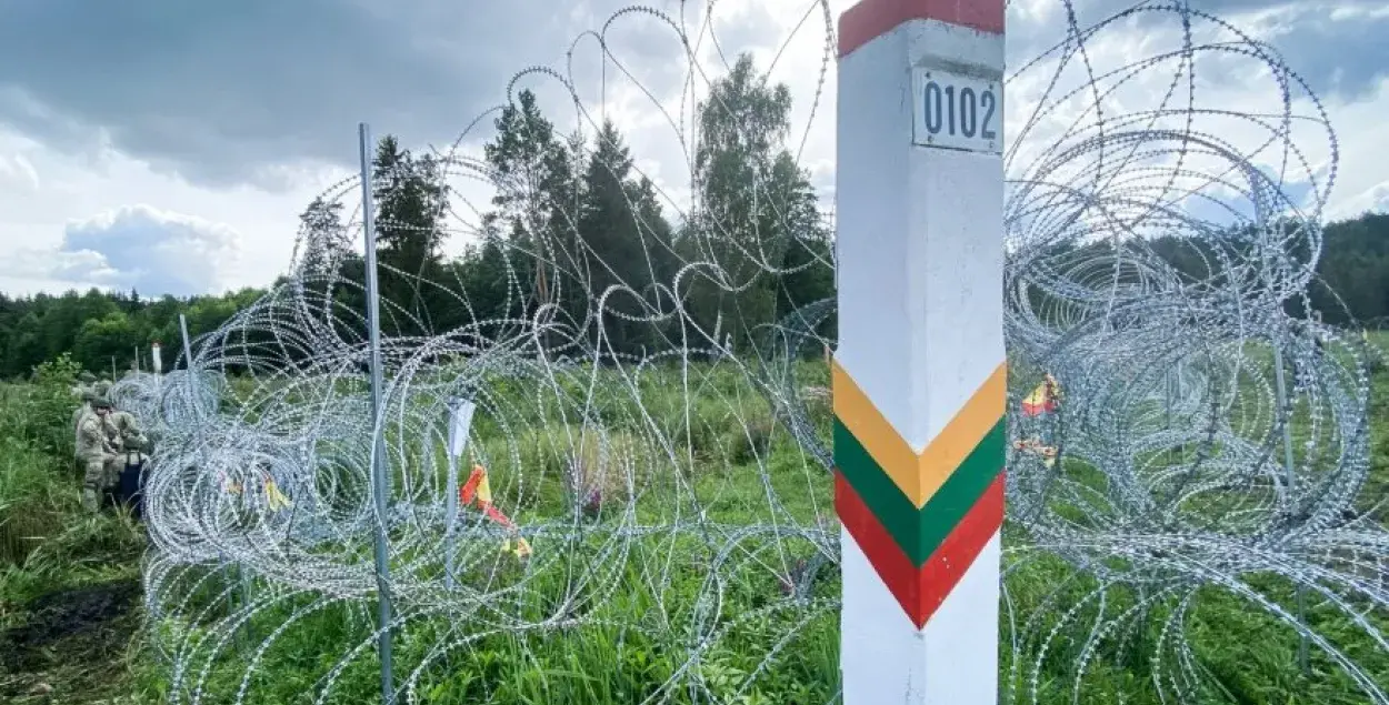 Литва остановила на границе пятьдесят мигрантов со стороны Беларуси