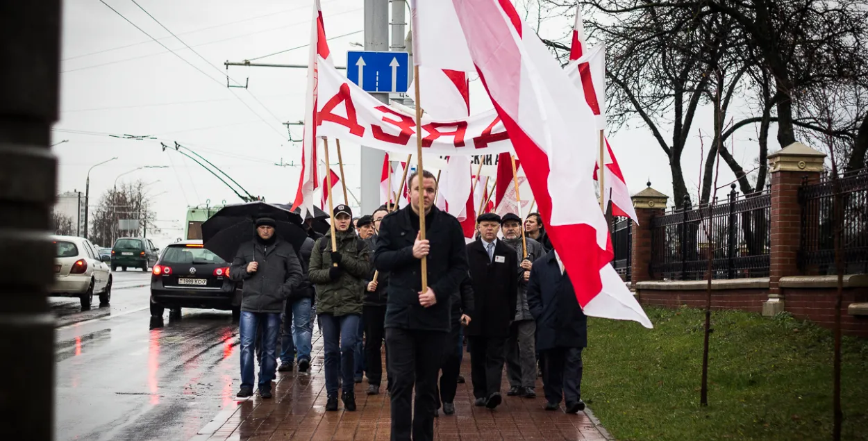 У Мінску праходзіць акцыя памяці ў Лошыцкім яры