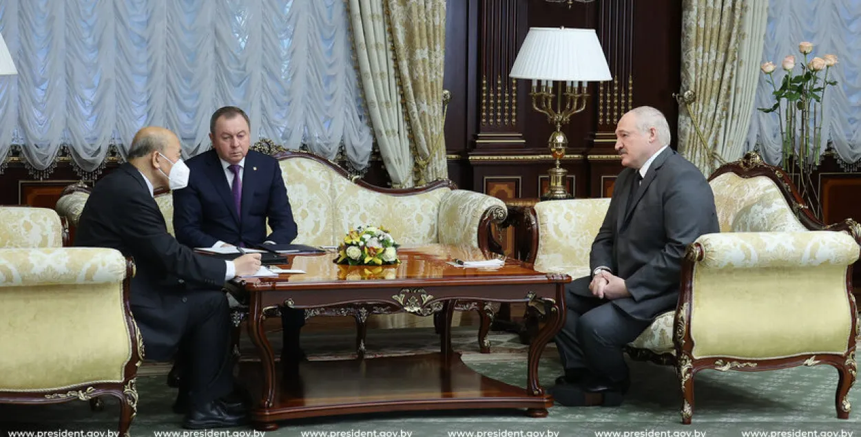 Лукашенко пытается уговорить Пекин на сотрудничество в условиях санкций 