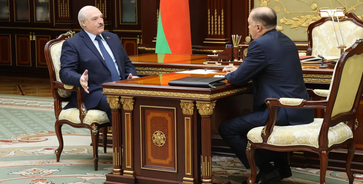 Аляксандр Лукашэнка і Аляксандр Вальфовіч / president.gov.by
