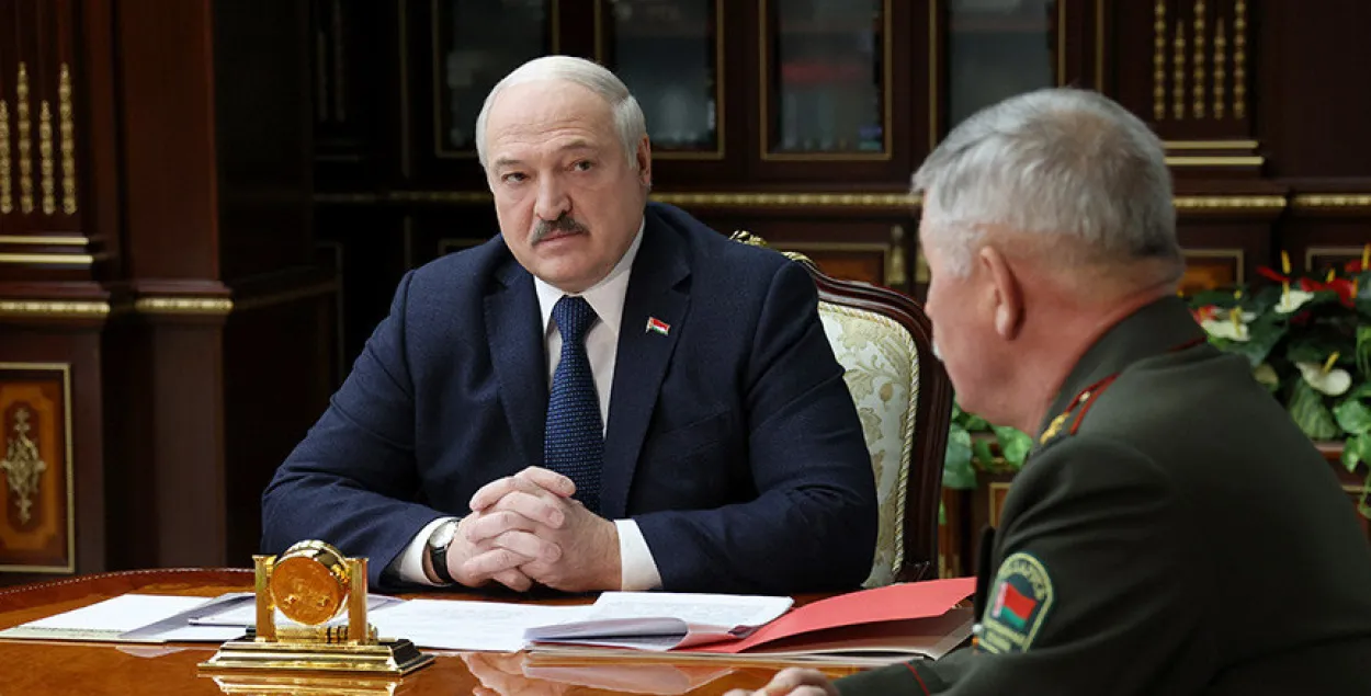 Лукашенко заявил, что США предупредили официальный Минск
