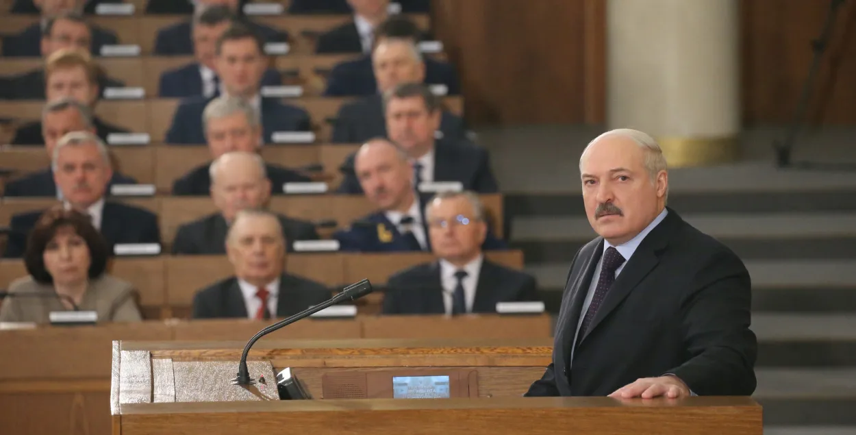 Звычайна Аляксандр Лукашэнка выступаў з пасланнем да народа і парламента вясной / БЕЛТА​