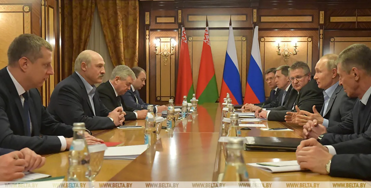 В Кремле отказались давать советы Лукашенко, что делать с протестами