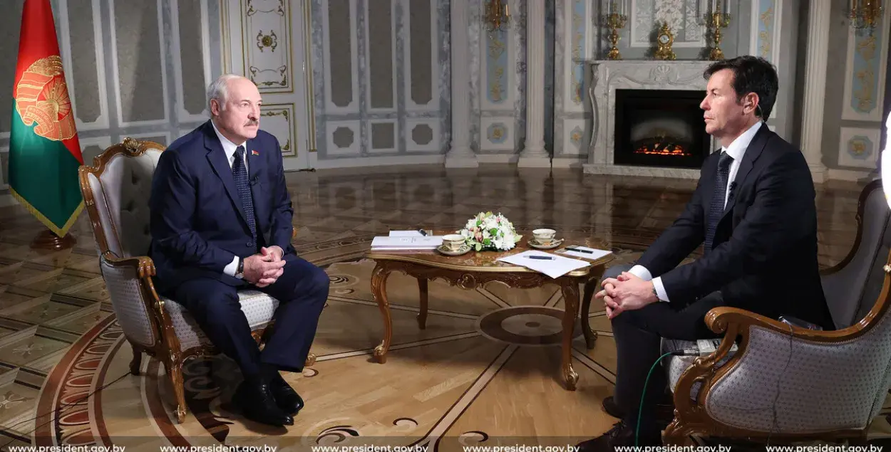 Лукашэнка заявіў, што гатовы "вечна" кіраваць Беларуссю