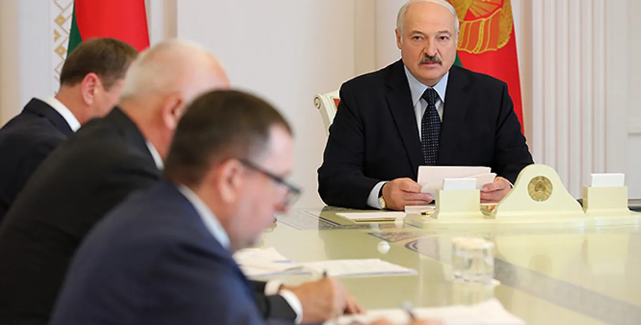 Александр Лукашенко на совещании / president.gov.by​