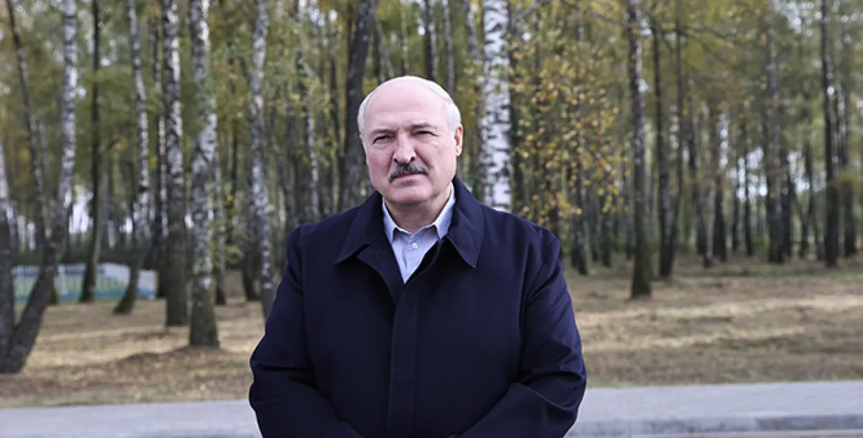 Еўрасаюз уключыў у "чорны спіс" Аляксандра Лукашэнку і яшчэ 14 чыноўнікаў