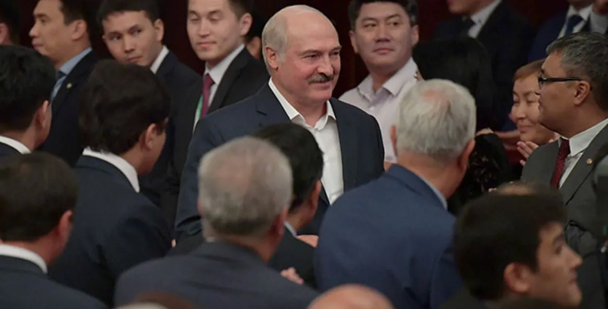 Лукашэнка: эканоміка і гандаль выкарыстоўваюцца як інструмент варожага напрамку