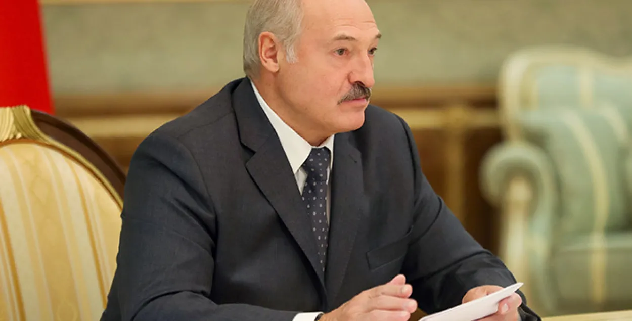 Лукашэнка палічыў адміністрацыйныя правапарушэнні: за пяць гадоў — 16 мільёнаў