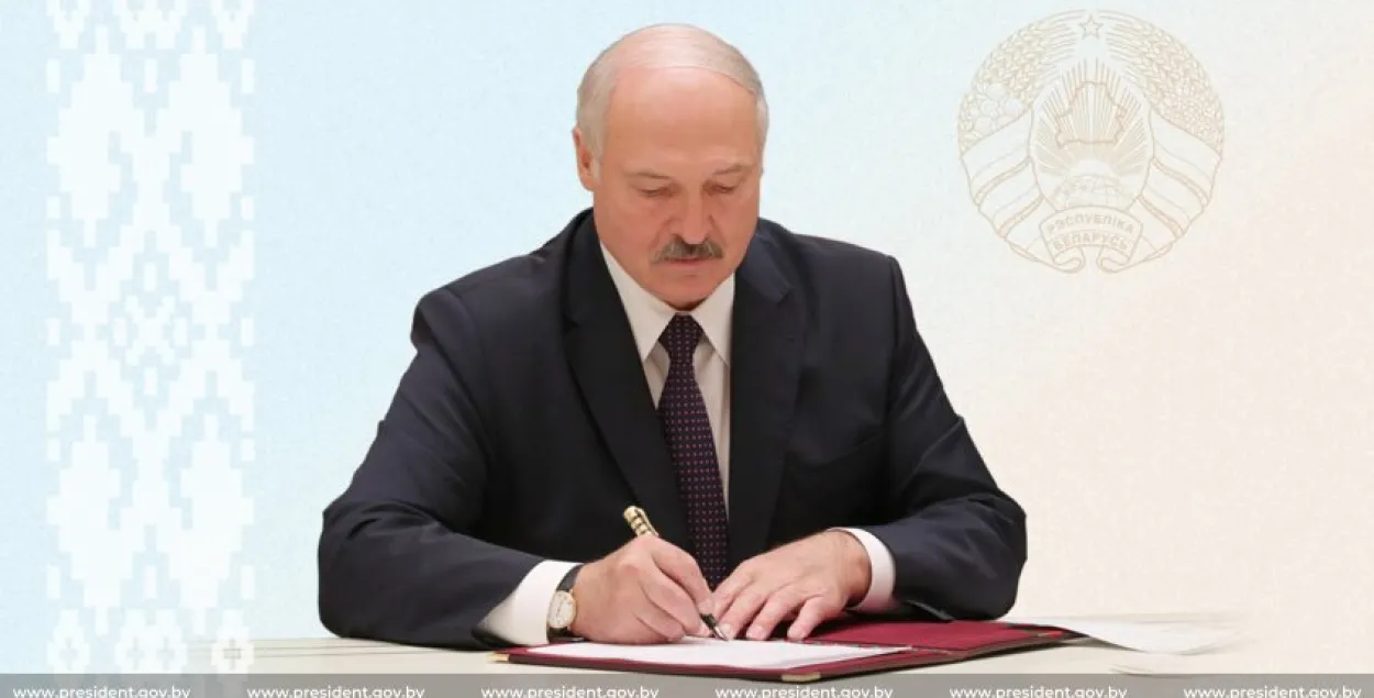 Лукашэнка забараніў збіраць грошы на выплаты штрафаў за ўдзел у акцыях