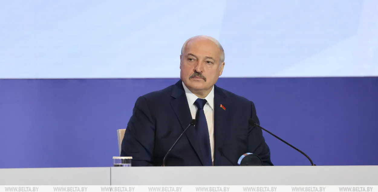 Аляксандр Лукашэнка: школа не можа быць па-за палітыкай