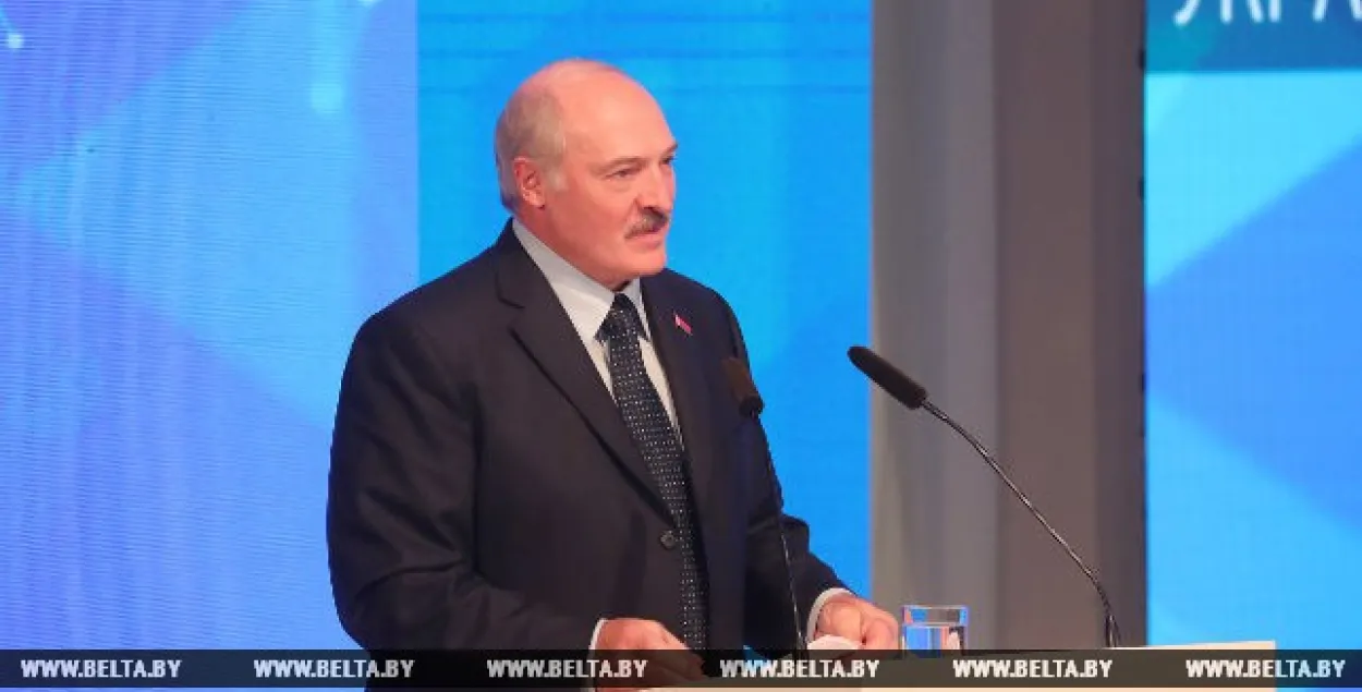 Лукашэнка пра вайну ва Украіне: Гэта павінны вырашаць тры славянскія народы