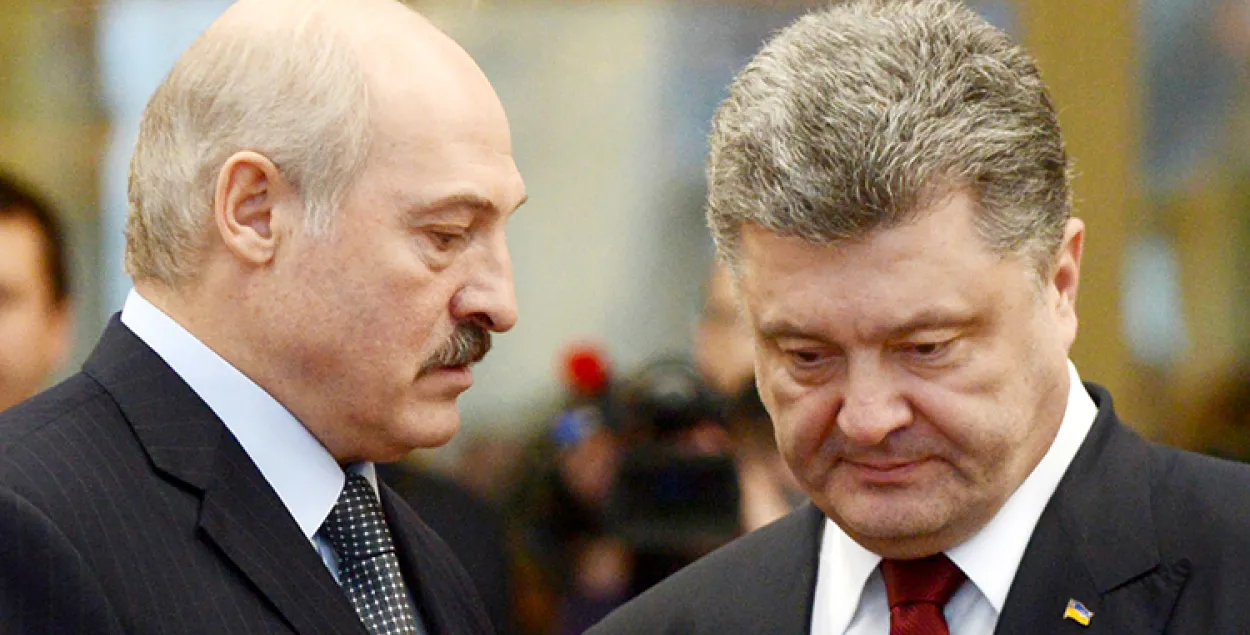 Лукашэнка і Парашэнка правялі тэлефонную размову