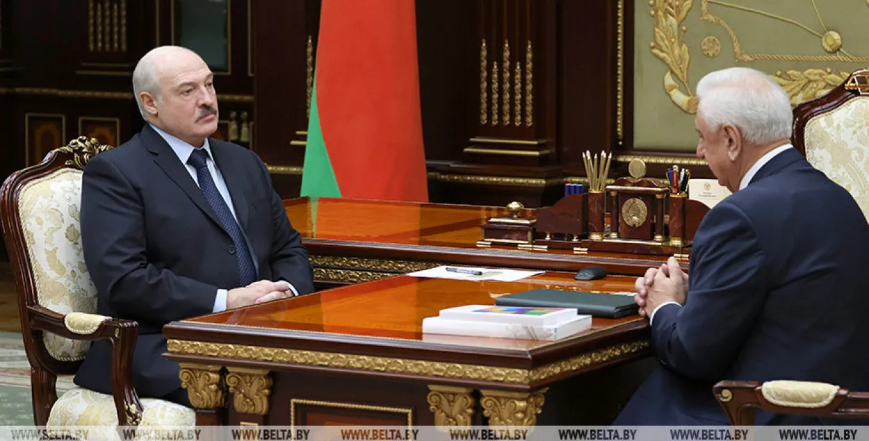 "Горячим запахло" — Лукашенко о високосном годе и войнах вокруг ЕАЭС