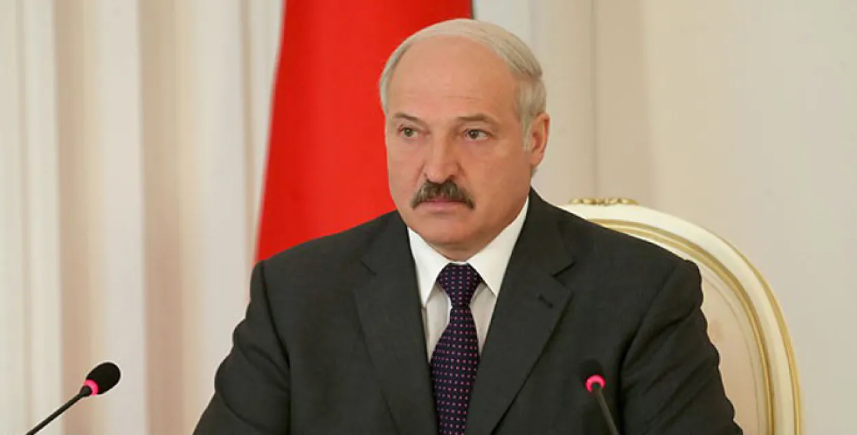 Лукашэнка сумняваецца ў неабходнасці цэнтралізаванага тэставання