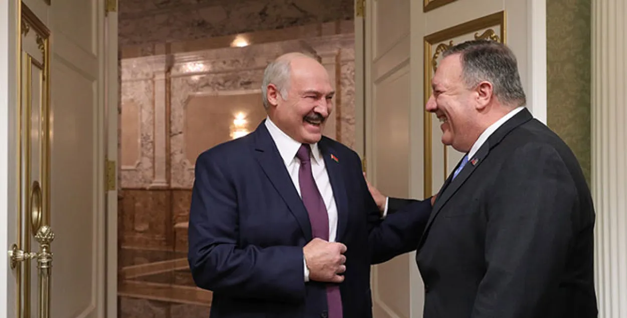 "Поддержка демократических устремлений". О чем Помпео говорил с Лукашенко?