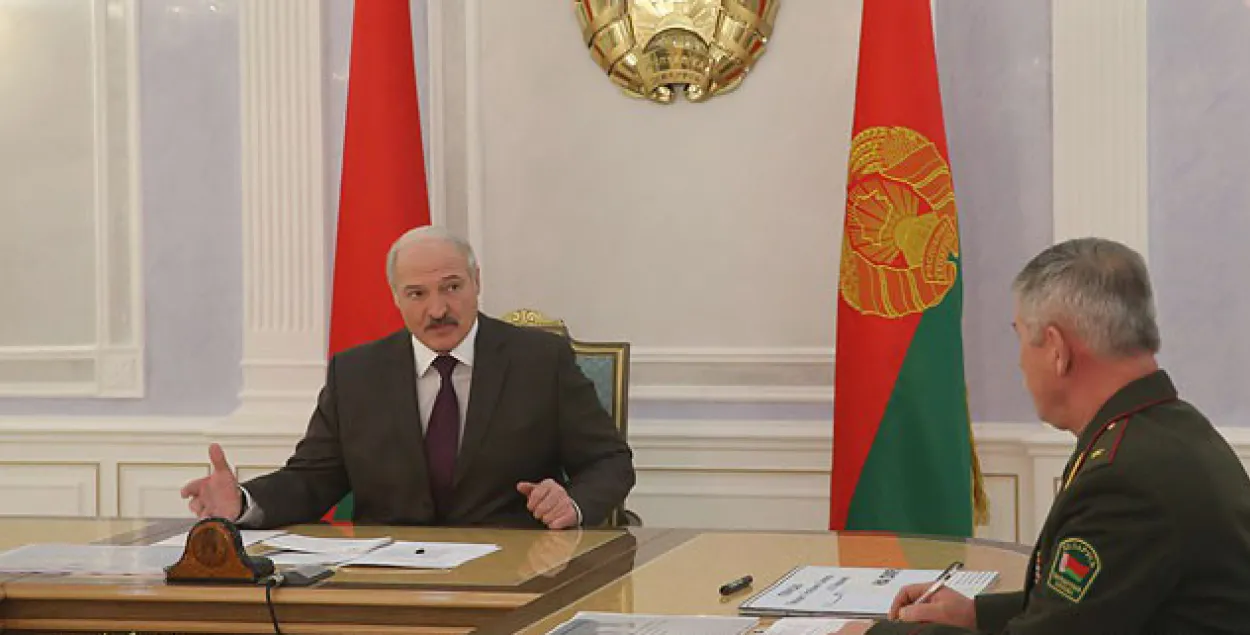 Лукашэнка: Нам чужыя мігранты тут не патрэбныя
