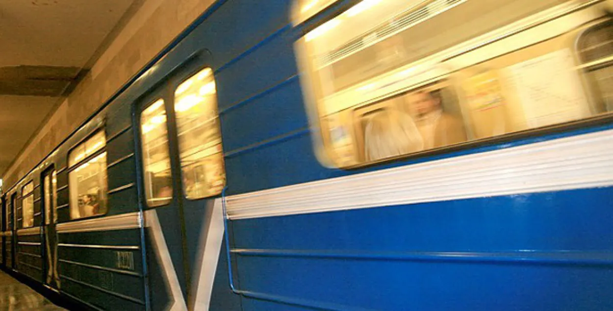 У вагоне мінскага метро памёр пасажыр