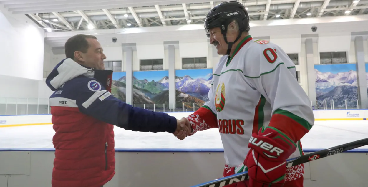 Дмитрий Медведев и Александр Лукашенко / Reuters​