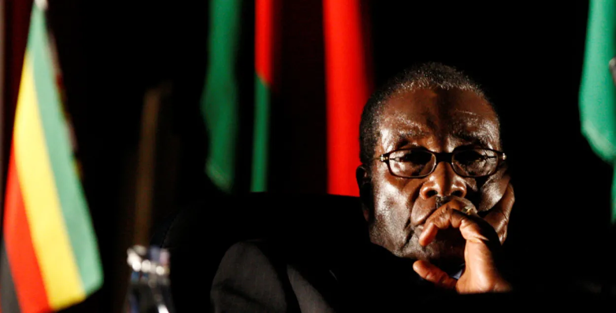Ва ўзросце 95 гадоў памёр экс-прэзідэнт Зімбабвэ Роберт Мугабэ 