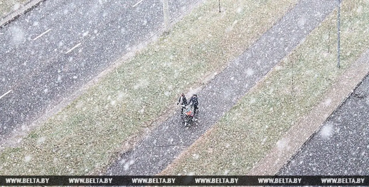 У першы працоўны дзень года ў Беларусі абяцаюць дождж і мокры снег 