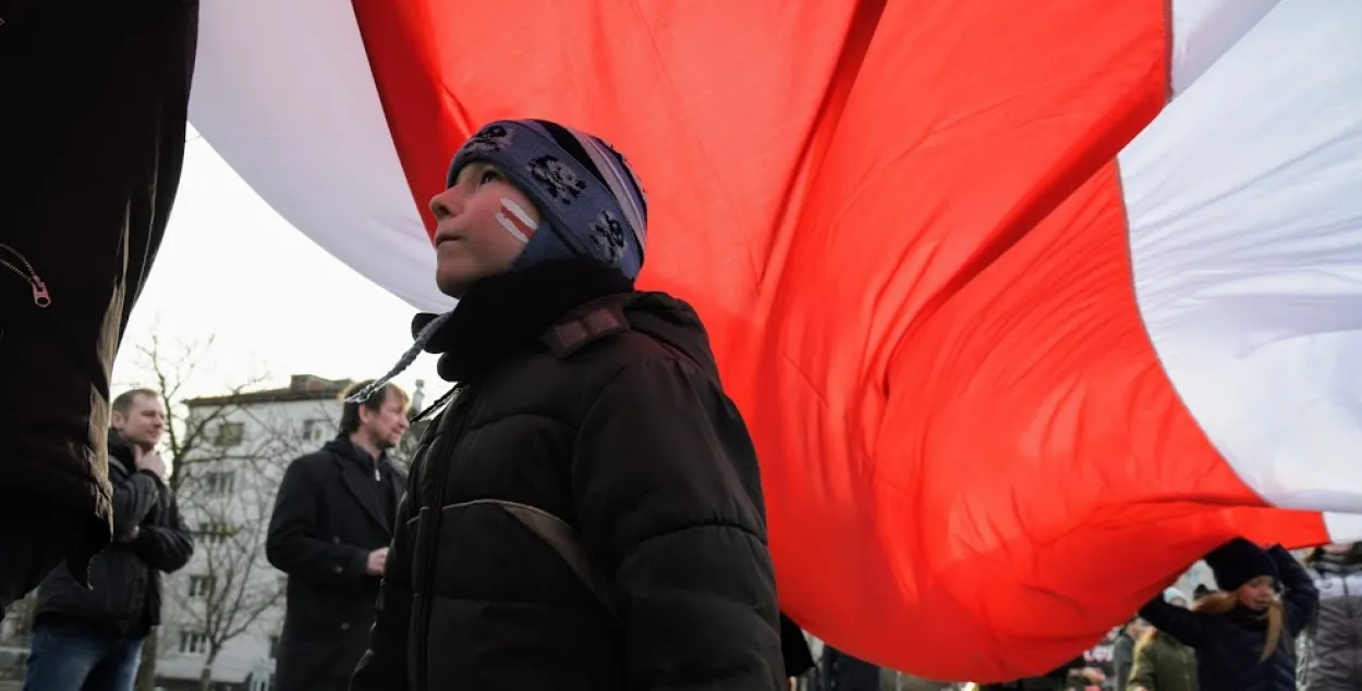 Независимость Беларуси назвал безусловной ценностью только каждый четвёртый​ / Еврорадио