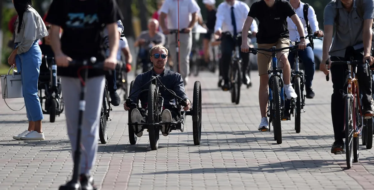 В Лиде открылась инклюзивная велодорожка — первая в Беларуси