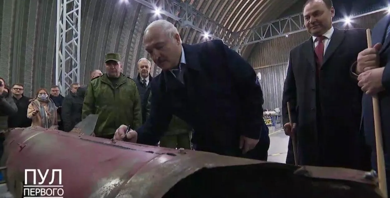 Человек за спиной: почему Лукашенко поменял Румаса на Головченко