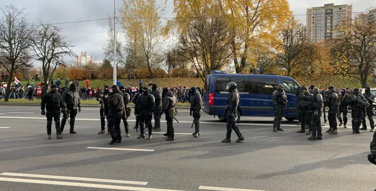 "Для пресечения нарушения закона": МВД подтвердило выстрелы в воздух в Минске