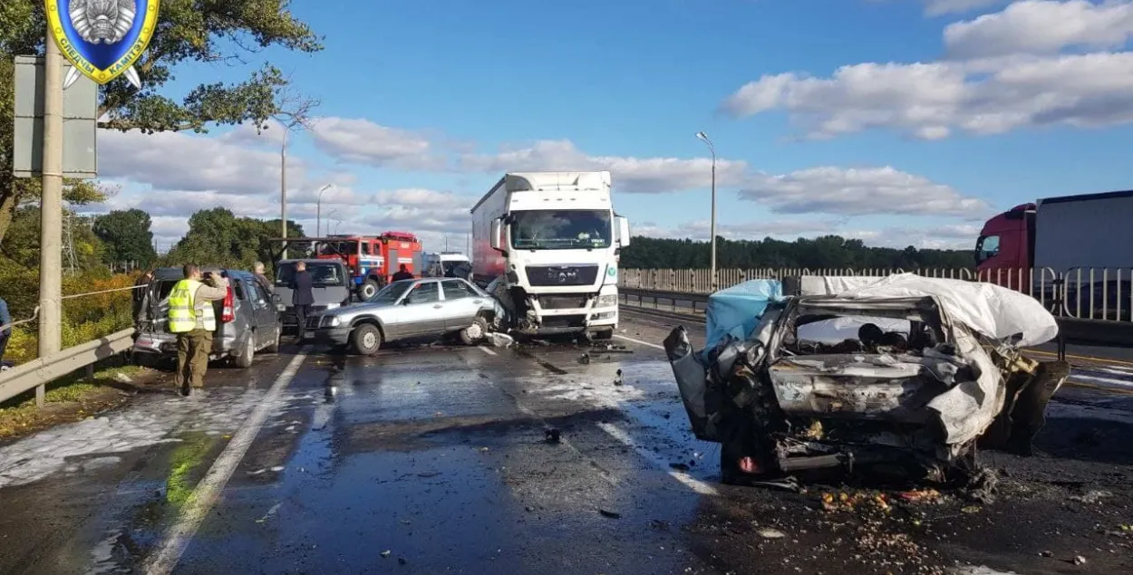 Крупная автоавария в Минске унесла жизни 4 человек