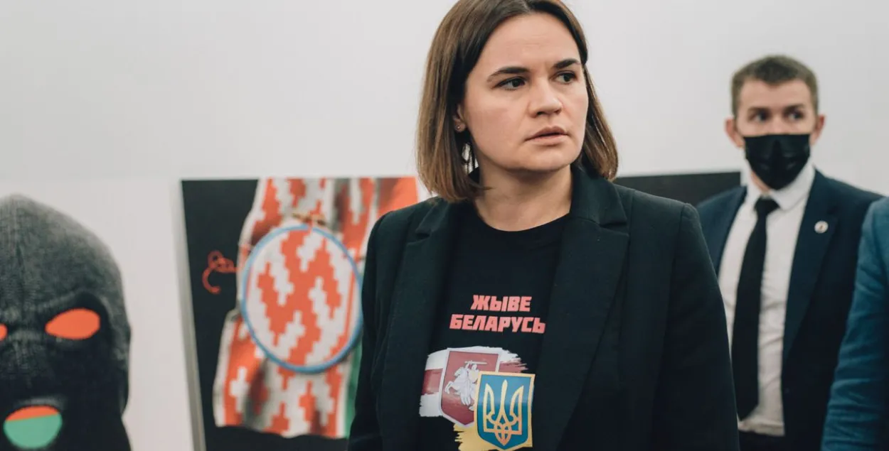 Не стать Позняком: почему Тихановская не ужесточает критику России