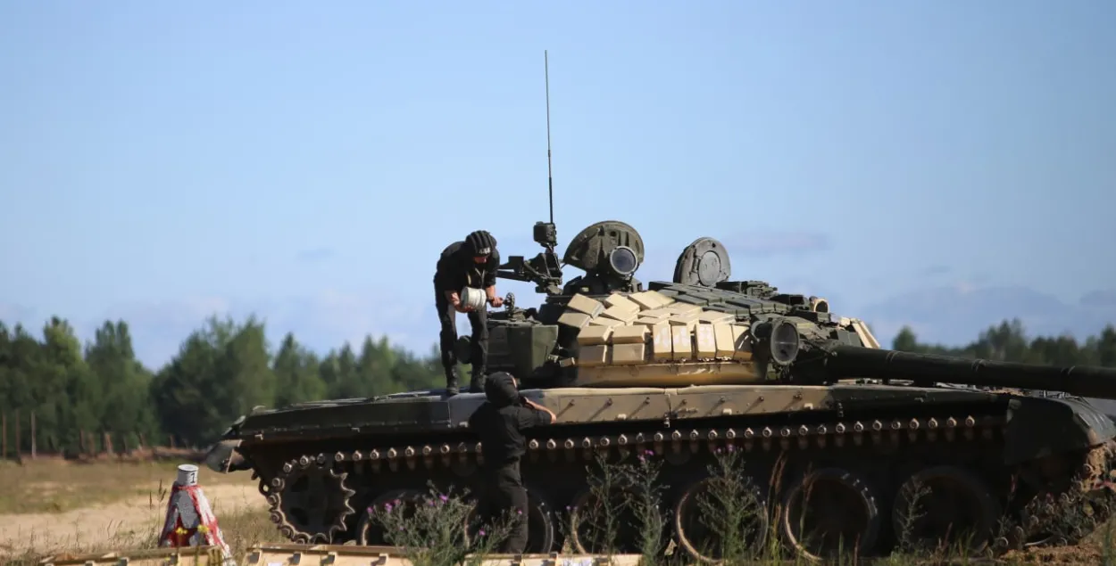 В Ивановском и Столинском районах объявлено о передвижении военной техники  | Новости Беларуси | euroradio.fm