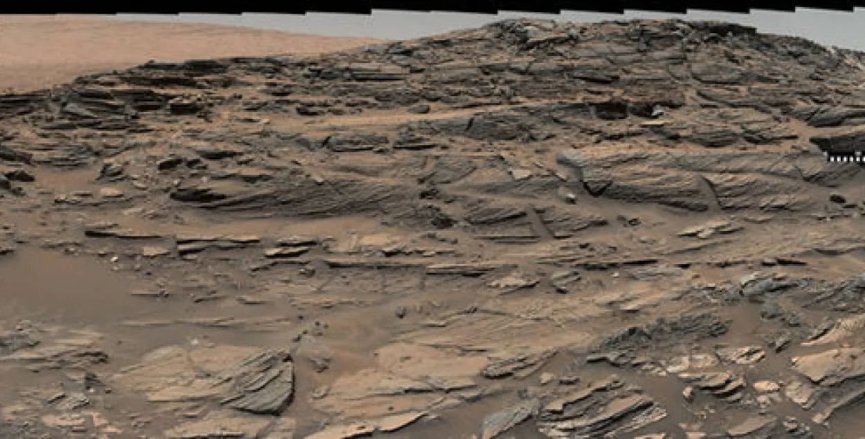 Curiosity зрабіў панараму дзюнаў Марса (фота)
